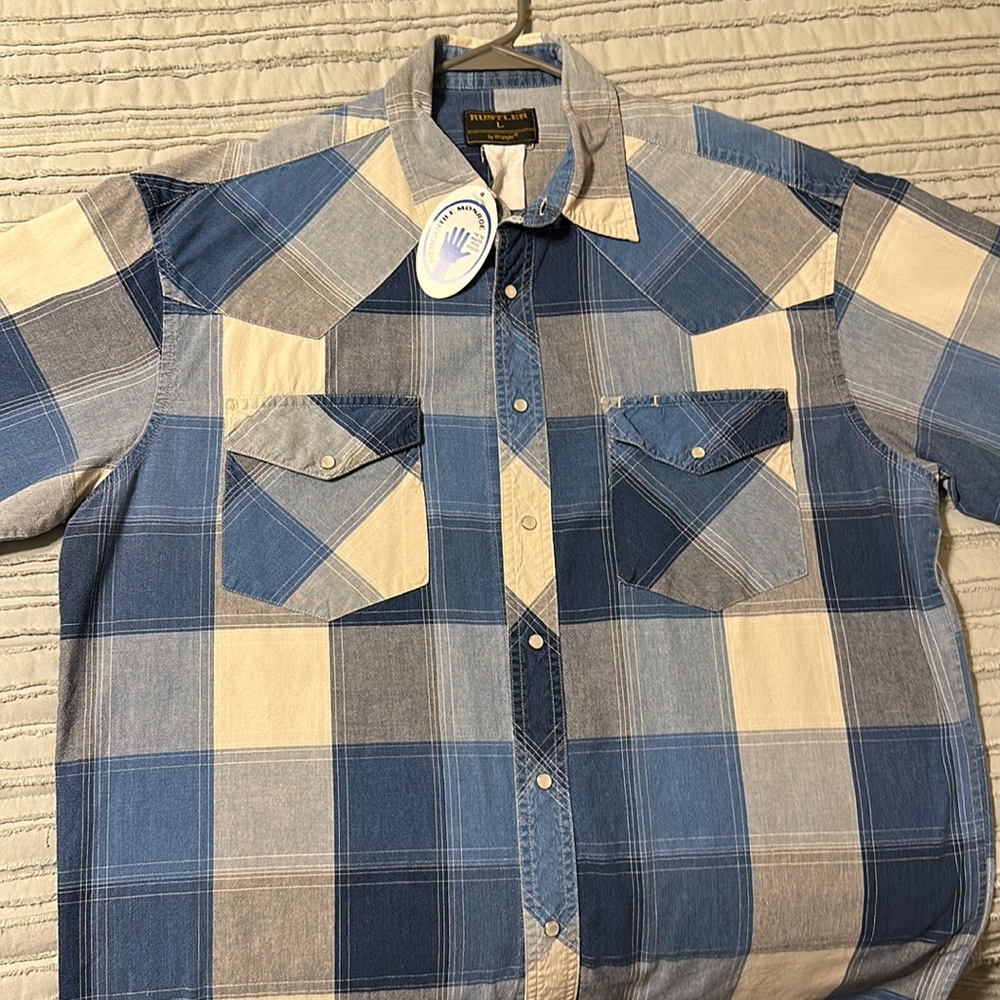 Vintage Denim Western Rustler by Wrangler Pearl Snap Button Up Shirt